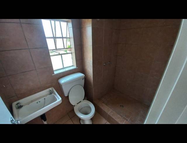 2 BEDROOM APARTMENT FOR SALE IN PHILIP NEL PARK